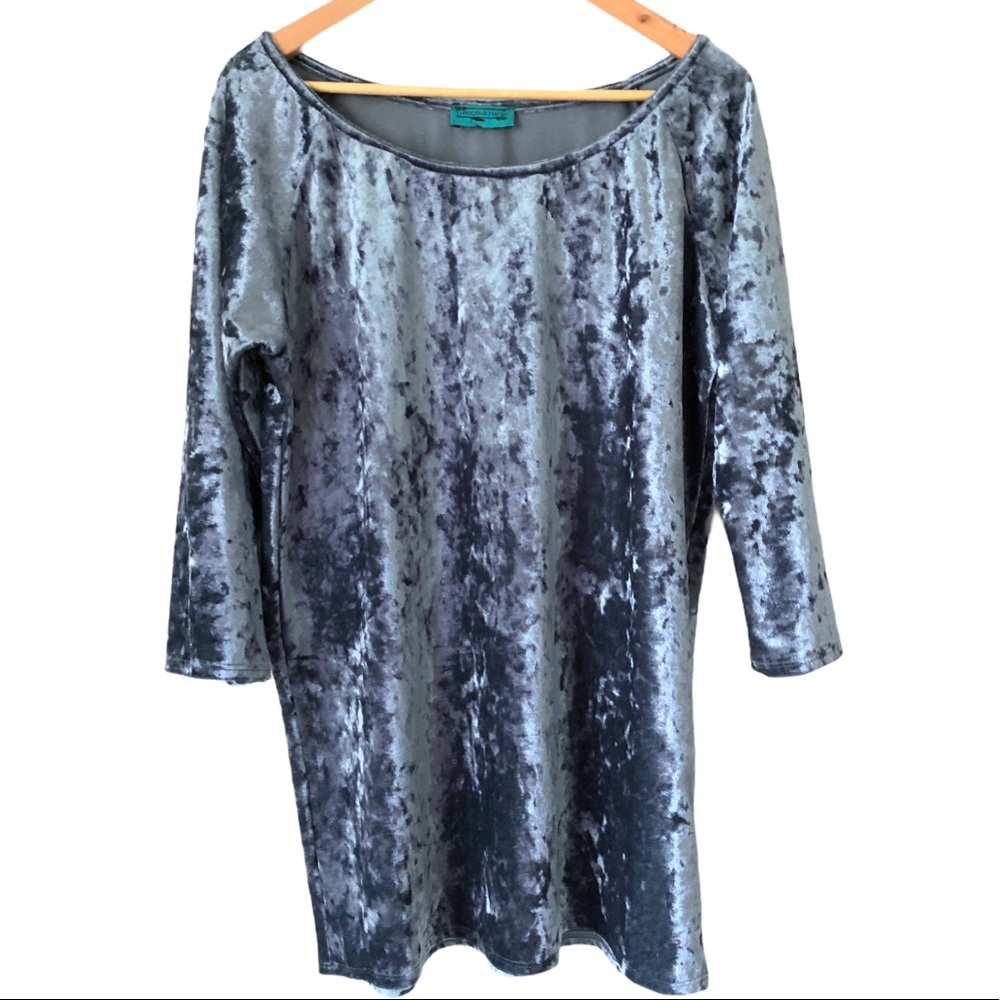 Turquoise Haven crushed velvet tunic size L